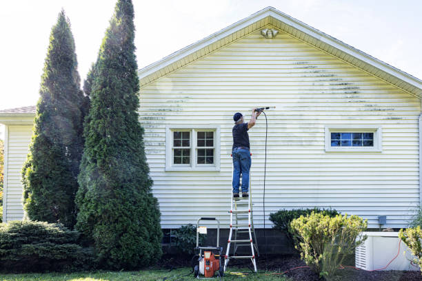 Best Garage Pressure Washing  in Sacred Heart University, CT